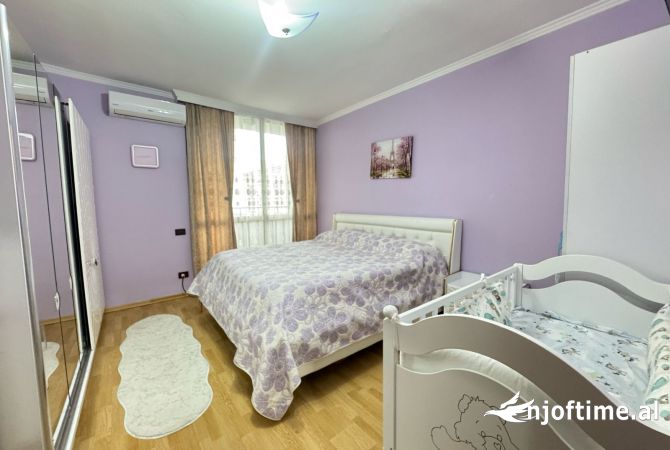 Shtepi me qera 2+1 ne Tirane - 700 Euro