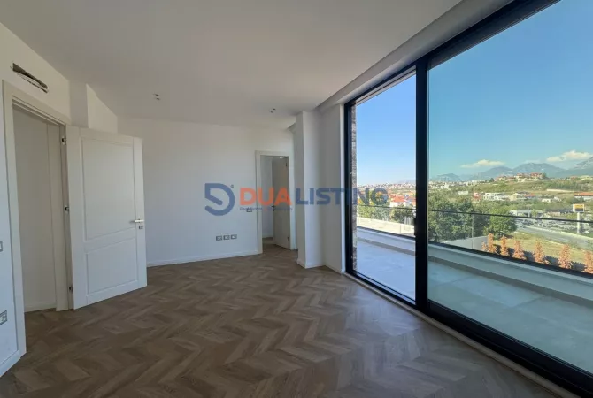 House for Sale 4+1 in Tirana - 980,000 Euro