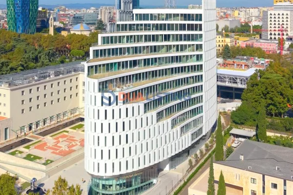 Business Property for Rent 3+1 in Tirana - 17,500 Euro