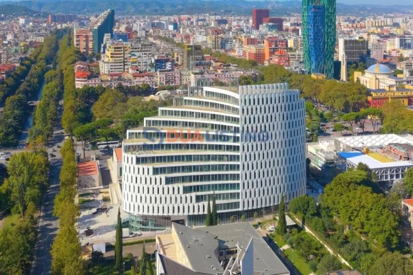 Business Property for Rent 3+1 in Tirana - 17,500 Euro