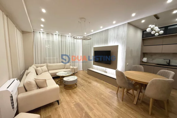 Shtepi me qera 2+1 ne Tirane - 1,000 Euro