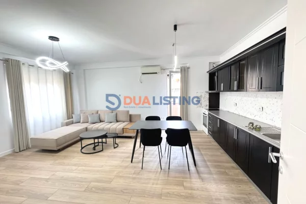 Shtepi me qera 2+1 ne Tirane - 800 Euro