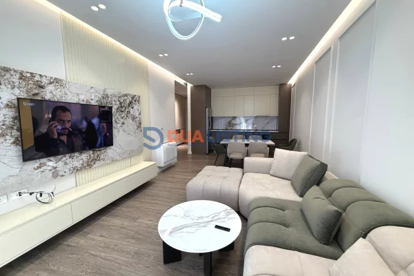 Shtepi me qera 2+1 ne Tirane - 1,100 Euro