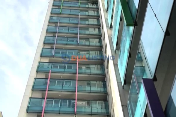 Ambient biznesi me qera 3+1 ne Tirane - 4,900 Euro