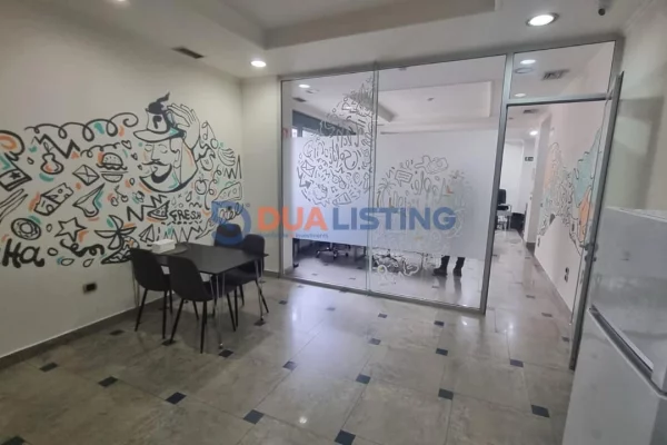 Ambient biznesi ne shitje 3+1 ne Tirane - 1,500,000 Euro