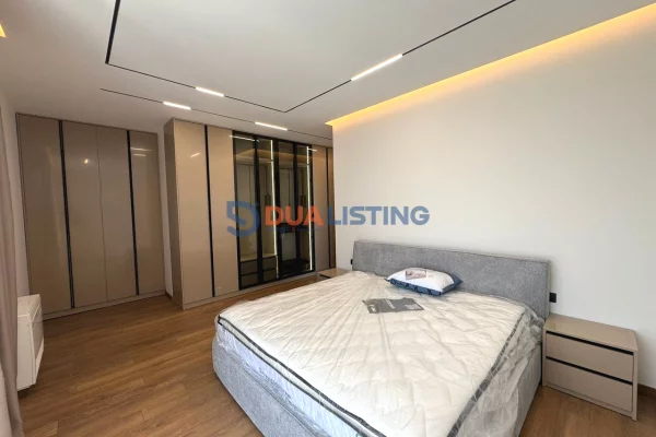 Shtepi me qera 4+1 ne Tirane - 5,000 Euro