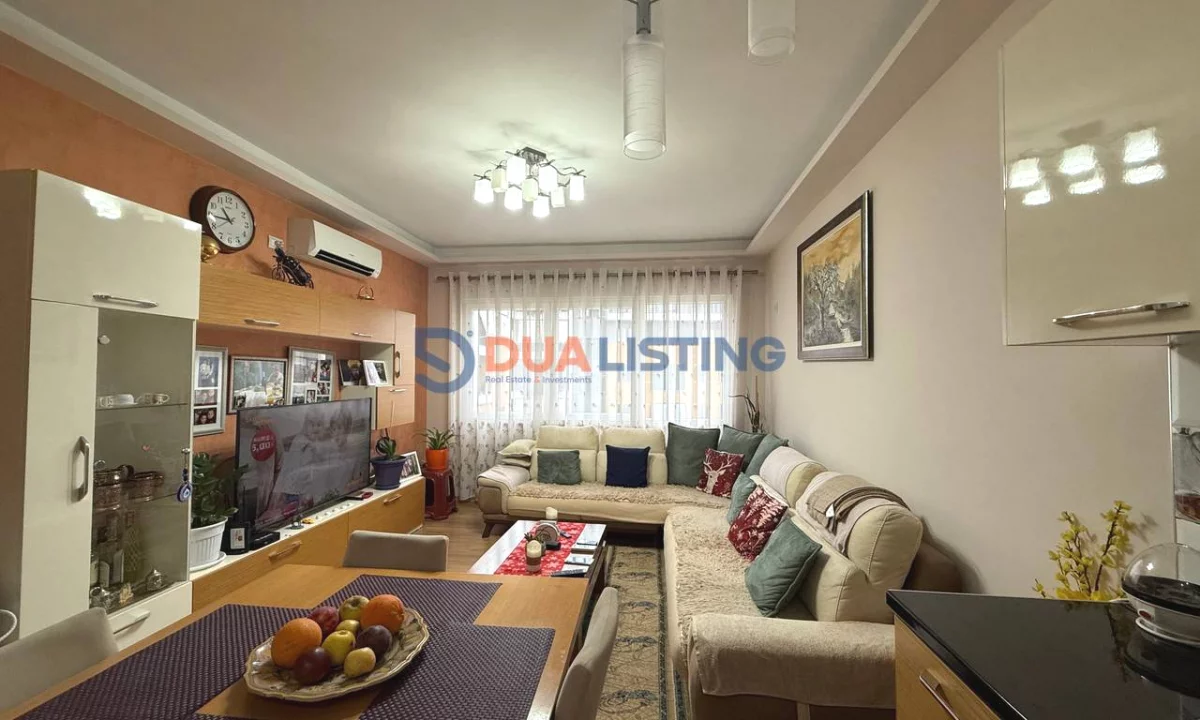 Shtepi ne shitje Apartament ne Tirane, 2+1, Mobilimi E mobiluar, Pagesa 155,000  Euro.