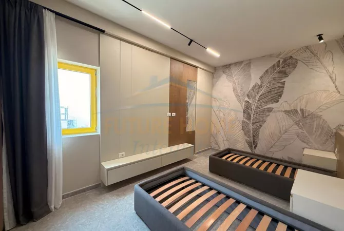 Shtepi ne shitje Apartament ne Vlore, 2+1, Mobilimi E mobiluar, Pagesa 505,000  Euro.