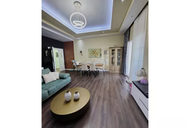 Shtepi ne shitje 1+1 ne Tirane - 165,000 Euro