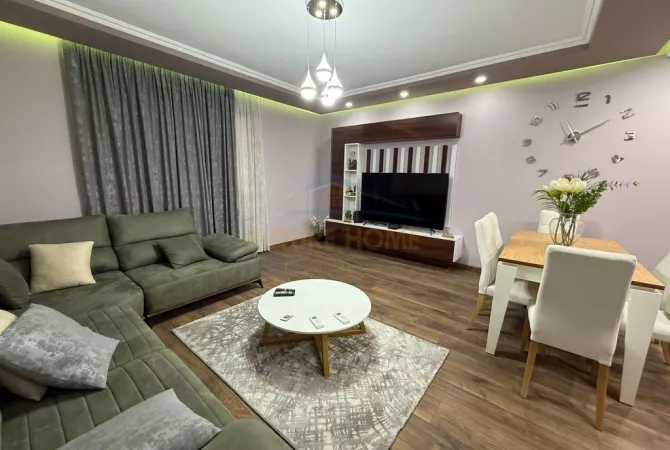 Shtepi ne shitje 2+1 ne Tirane - 210,000 Euro