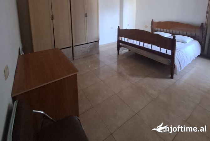 Casa in affitto 2+1 a Tirana - 45,000 Leke