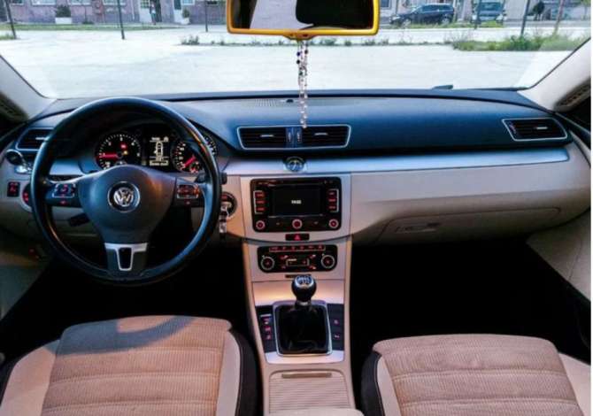 Noleggio Auto  a Valona - 40 Euro