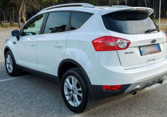 Jepet me qera Makina Ford Kuga duke filluar nga 50 euro dita
