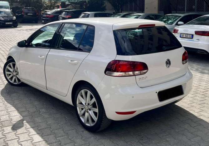 Noleggio Auto  a Tirana - 35 Euro
