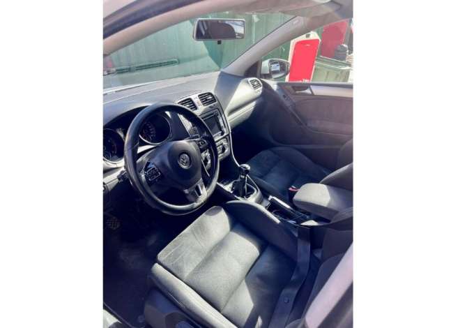 Jepet me Qera Volkswagen Golf 6 duke filluar nga 35 Euro dita
