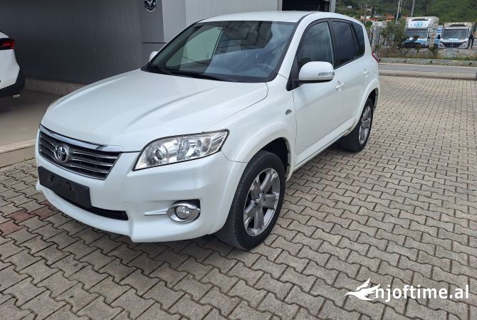 Cars for sale in Tirana, Toyota, 2010 Diesel,Kambio Automatik Payment 8,800  Euro.