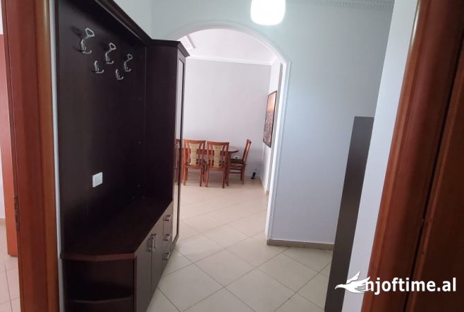 Shtepi me qera 2+1 ne Tirane - 45,000 Leke
