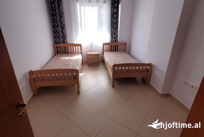 Shtepi me qera 2+1 ne Tirane - 45,000 Leke