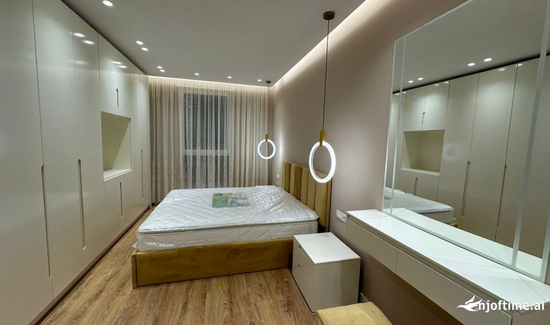 Shtepi me qera Apartament ne Tirane, 2+1, Mobilimi E mobiluar, Pagesa 1,200  Euro.