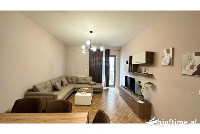 Shtepi me qera 1+1 ne Tirane - 550 Euro