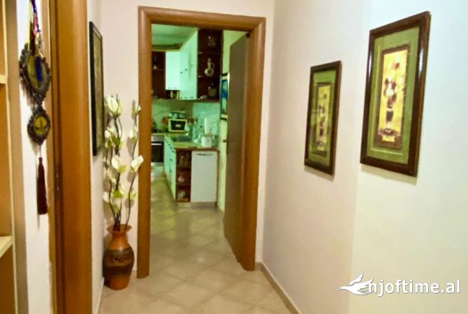 Shtepi me qera 2+1 ne Tirane - 500 Euro