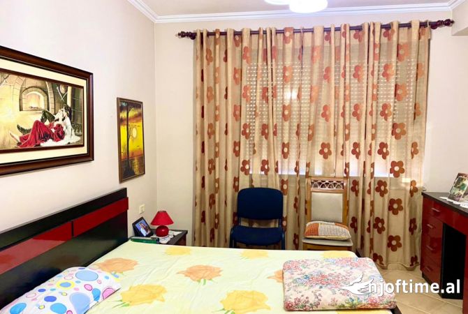 Shtepi me qera 2+1 ne Tirane - 500 Euro