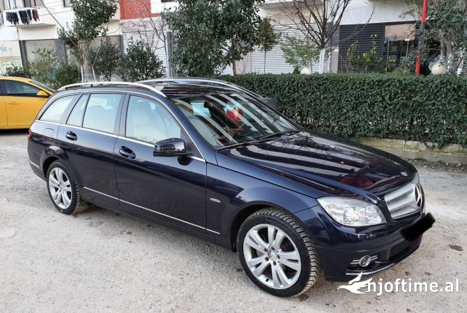 Auto in Vendita  a Tirana - 7,200 Euro