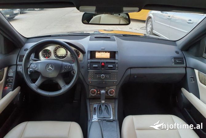 Makina ne shitje ne Tirane, Mercedes-Benz, 2008 gasoline-gas,Kambio Automatik Pagesa 7,200  Euro.