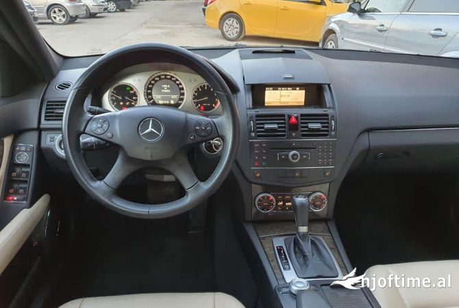 Makina ne shitje ne Tirane, Mercedes-Benz, 2008 gasoline-gas,Kambio Automatik Pagesa 7,200  Euro.