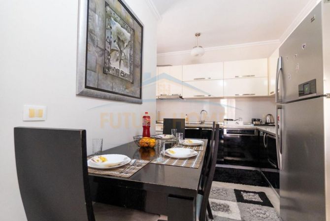 Shtepi me qera 2+1 ne Tirane - 700 Euro