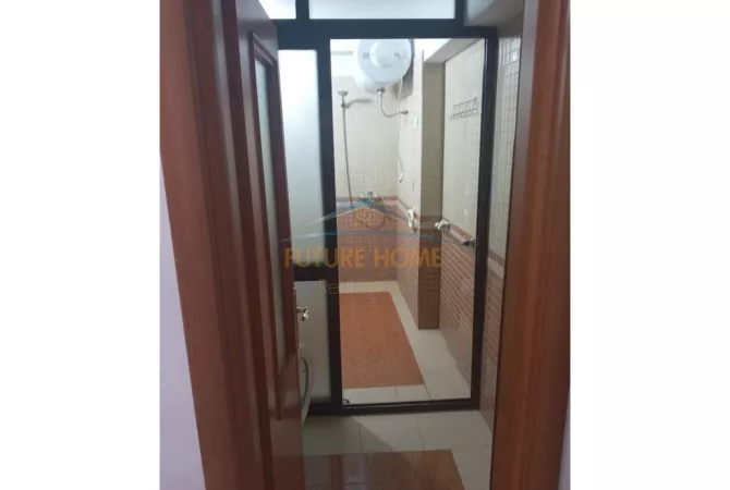 Shtepi me qera Apartament ne Tirane, 1+1, Mobilimi Pjeserisht e mobiluar, Pagesa 600  Euro.