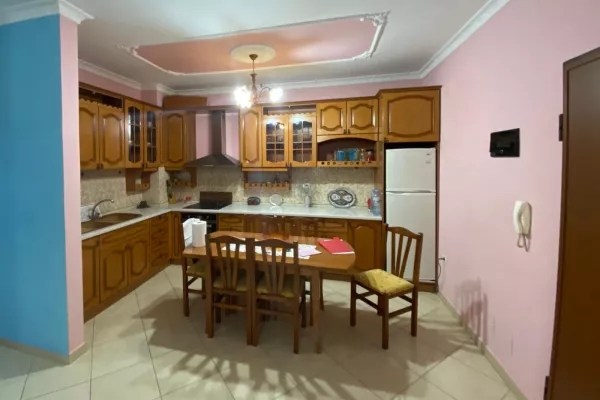 Casa in affitto 2+1 a Tirana - 450 Euro