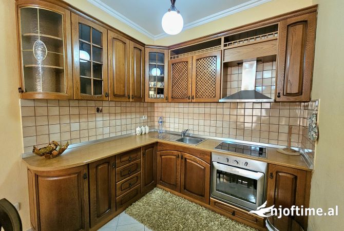 Shtepi me qera 1+1 ne Tirane - 450 Euro