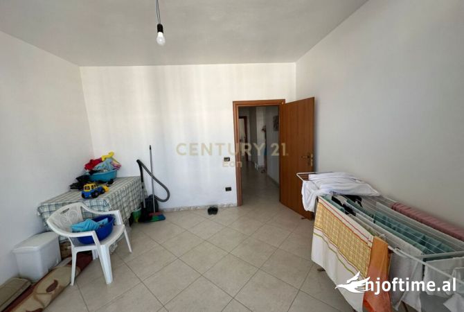Shtepi ne shitje 3+1 ne Durres - 105,001 Euro