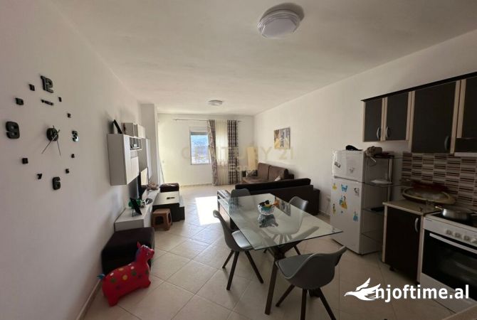 Shtepi ne shitje 3+1 ne Durres - 105,001 Euro