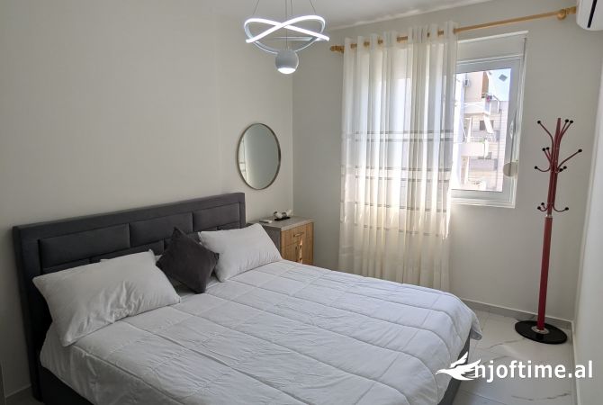 Shtepi me qera Apartament ne Kavaje, 1+1, Mobilimi E mobiluar, Pagesa 500  Euro.