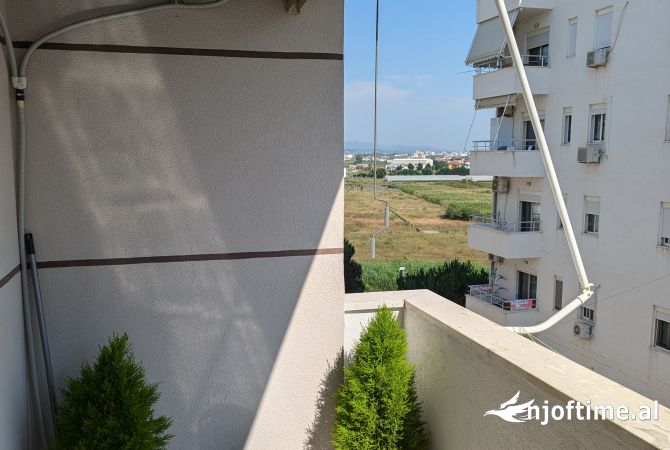 Shtepi me qera Apartament ne Kavaje, 1+1, Mobilimi E mobiluar, Pagesa 500  Euro.