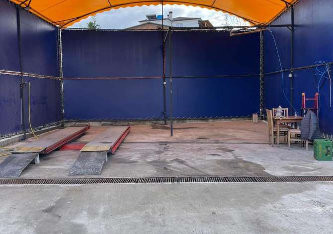 Ambient biznesi me qera 6+1 ne Tirane - 150,000 Leke