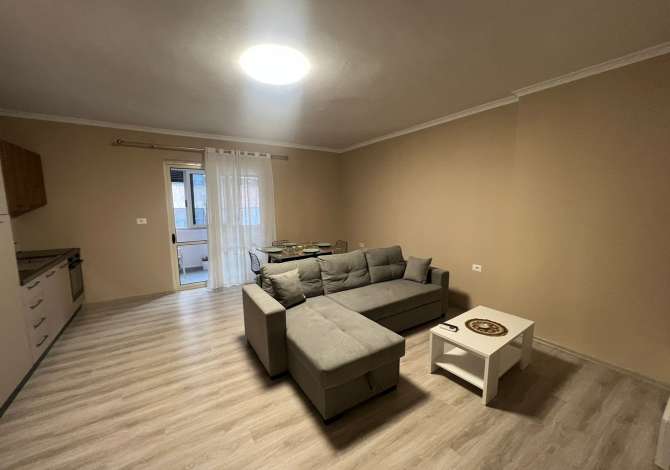 Shtepi me qera Apartament ne Tirane, 1+1, Mobilimi E mobiluar, Pagesa 400  Euro.