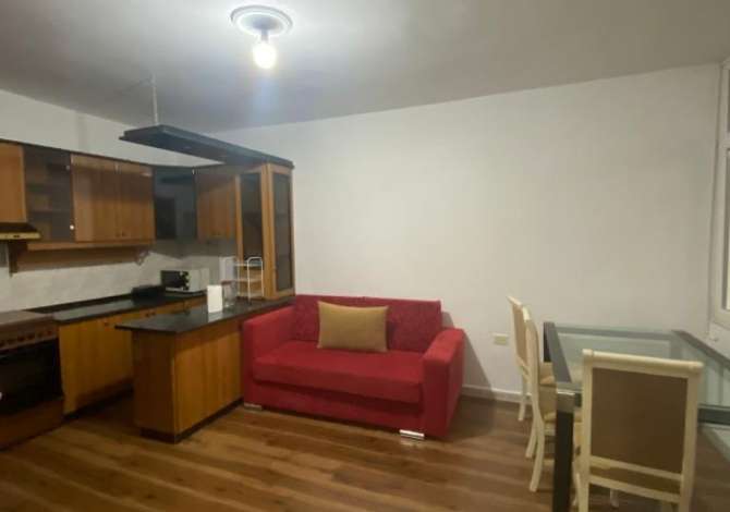 Shtepi me qera Apartament ne Tirane, 1+1, Mobilimi E mobiluar, Pagesa 350  Euro.