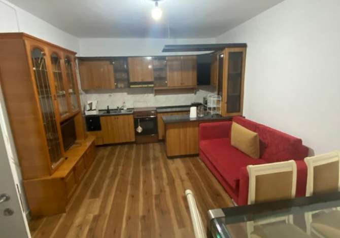 Shtepi me qera 1+1 ne Tirane - 350 Euro