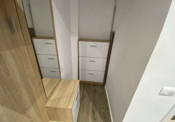 Shtepi me qera Apartament ne Tirane, 2+1, Mobilimi E mobiluar, Pagesa 450  Euro.