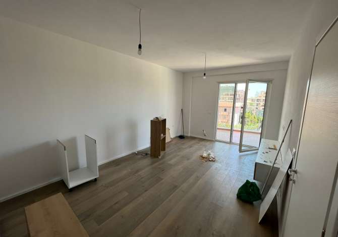 Shtepi me qera 1+1 ne Tirane - 300 Euro