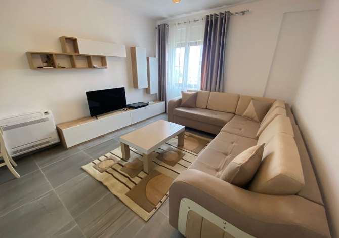 Shtepi me qera 2+1 ne Tirane - 500 Euro