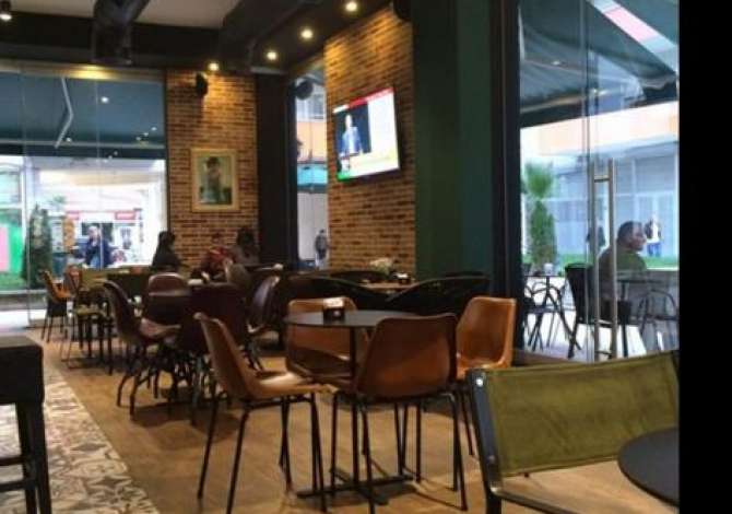 Ambient biznesi me qera 2+1 ne Tirane - 1,000 Euro