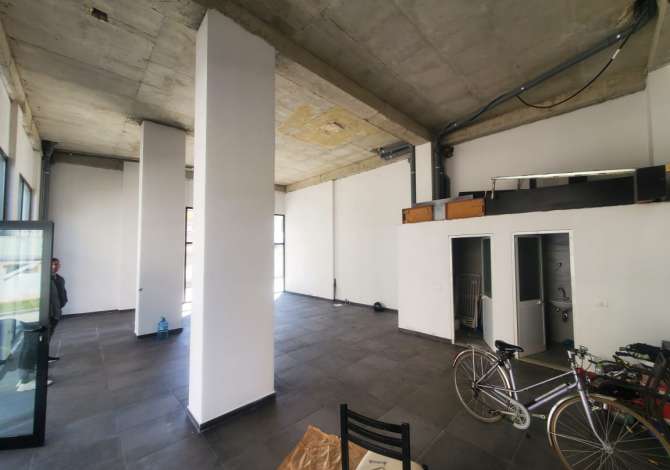 Business Property for Rent 1+1 in Tirana - 940 Euro