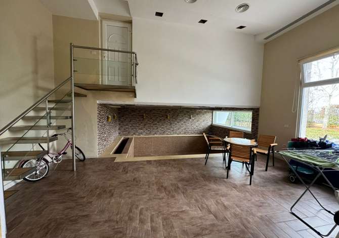 Shtepi ne shitje 2+1 ne Tirane - 650,000 Euro