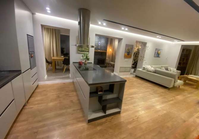 Shtepi me qera 3+1 ne Tirane - 800 Euro