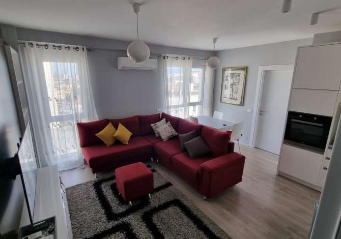 Shtepi me qera Apartament ne Tirane, 2+1, Mobilimi E mobiluar, Pagesa 600  Euro.