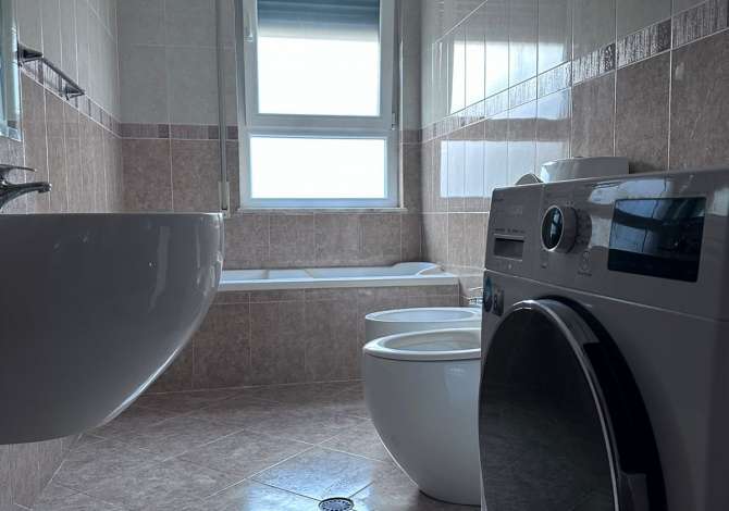 Shtepi me qera 3+1 ne Tirane - 650 Euro
